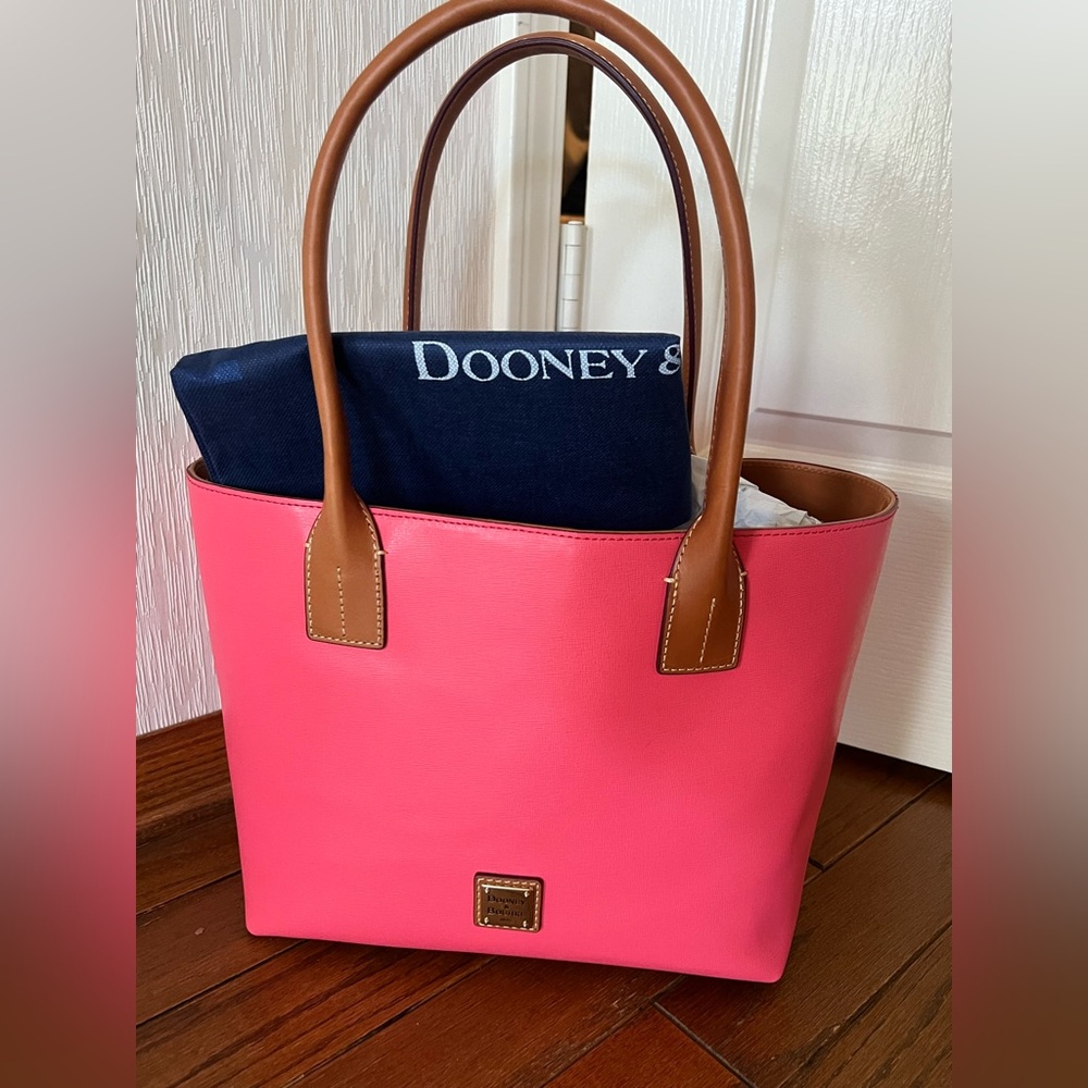 Dooney & Bourke Saffiano small Russel Pink and Tan Tote